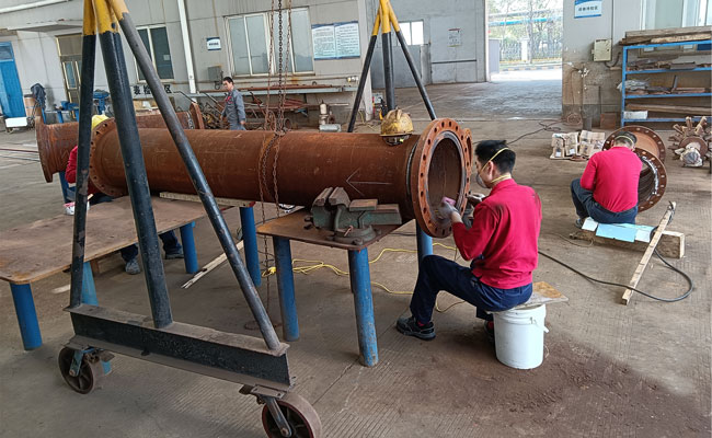 內襯耐磨陶瓷管生產制作